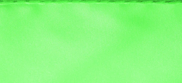 绿色真丝面料 漂亮光滑典雅 波浪形 绿色缎子丝奢侈品面料 抽象设计 背景纹理 — 图库照片