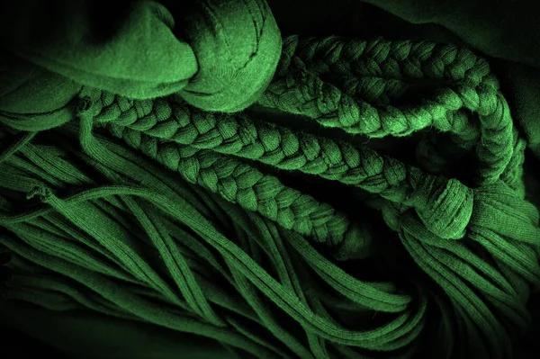 Ткань Зеленых Косах Трикотажный Фон Рельефным Рисунком Косы Вязании Текстура — стоковое фото