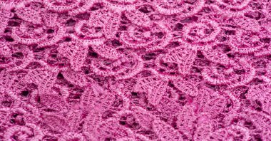 Kırmızı dantel kurdele. Tasarımını bu muhteşem çiçek kurdelesiyle sar ve cesur bir tasarım ile her projeyi dönüştür! Her ne olursa olsun, el sanatlarına son rötuşu da ekle. Tarz olarak tabii..