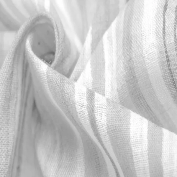 白色条纹 棉织物 毛绒长裙 毛织物 这些都是为保暖而设计的外套 — 图库照片