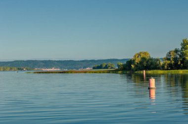 Yaz manzarası, dünyanın Avrupa bölgesinde büyük ve güçlü bir nehir. Bulgar, Volga 'nın sol kıyısında, Kazan' a 140 kilometre mesafede bulunuyor. Daha önce, Spassk olarak biliniyordu..