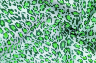 İpek kumaş, yeşil salata, beyaz arka planda bulanık çiçekler, çiçek tasarımı, doku arka planı, desen, kartpostal,