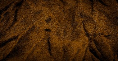 Kaba koyu sarı yün kumaş. Uzun, dayanıklı, kalın iplikli koyunlar, özellikle senin tasarımına uygun. Farklı büyük kuzu türleri gibi. Desen arkaplan deseni