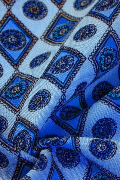 Tissu Soie Bleu Doux Avec Une Impression Losanges Carrés Médailles — Photo