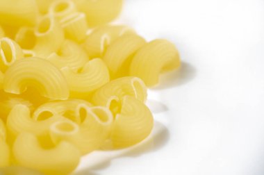 pasta, Chifferi Short and wide pasta. Pipe Doppia Rigatura. Can be smooth lisse or grooved rigati.