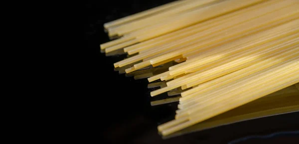 Spaghetti Long Thin Firm Cylindrical Pasta Noodles Staple Traditional Italian — Φωτογραφία Αρχείου