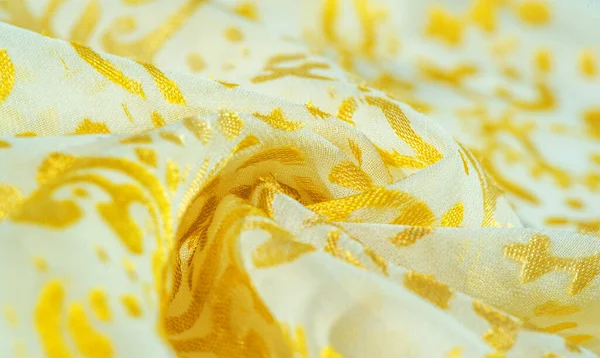 Tela Seda Pasteles Dorados Delicados Colores Sobre Fondo Blanco Fotografía —  Fotos de Stock