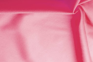 Bright red silk chiffon, fluttering in the wind like a daisy, shines like a ruby. Smooth hand of this satin-faced chiffon blends perfectly with your design ideas