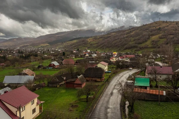 Luchtfoto Van Oekraïense Karpaten Dorp Kopieer Ruimte — Stockfoto