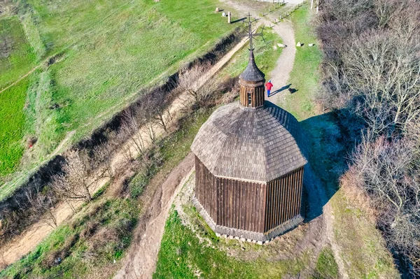 Holzkirche Ufer Des Dnjepr Witatschow Ukraine Luftaufnahme — Stockfoto