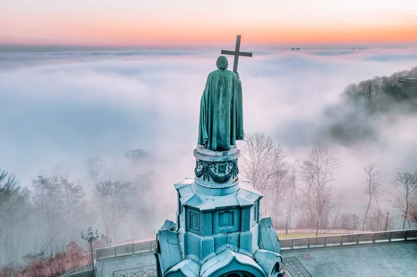 Monument Vladimir Kyiv Hills Scenic Landscape Early Foggy Morning Kyiv — 스톡 사진