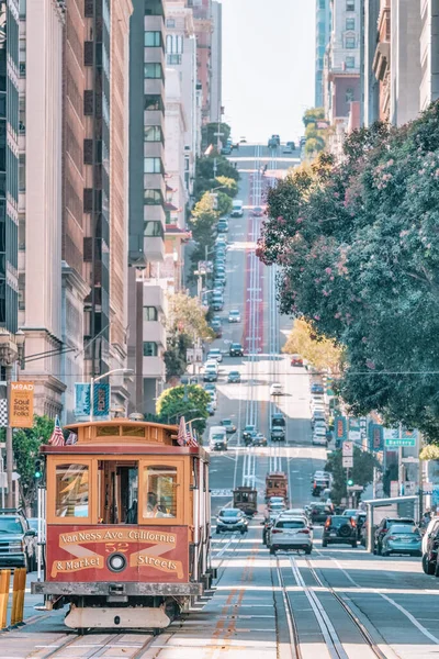 San Francisco California Usa October 2021 Cable Car Ascends Popular — Stock Photo, Image