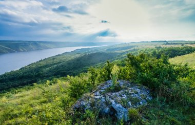 Bakota Körfezi, Ukrayna, Körfez Dağı 'nda resim gibi. Konsept, seyahat tatili