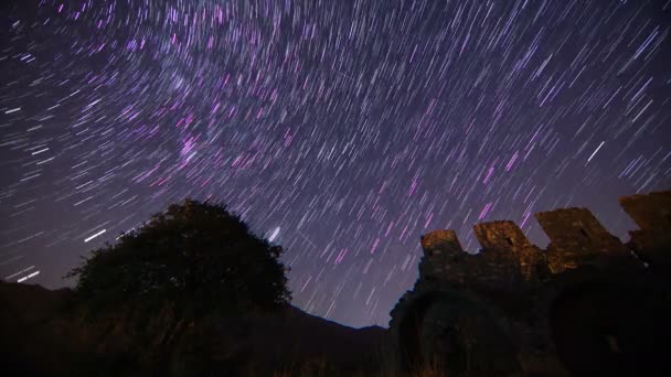 Velho Castelo Noite Timelapse Trilhas Estrelas Movimento Céu Noturno Uma — Vídeo de Stock