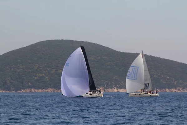 Bodrum Törökország 2018 Április Szeles Időben Vitorláznak Égei Tenger Kék — Stock Fotó