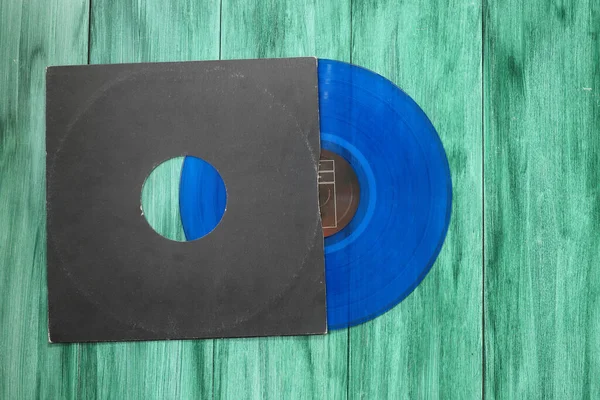 Ged Black Paper Cover Blue Vinil Record Yeşil Arkaplanda Izole — Stok fotoğraf