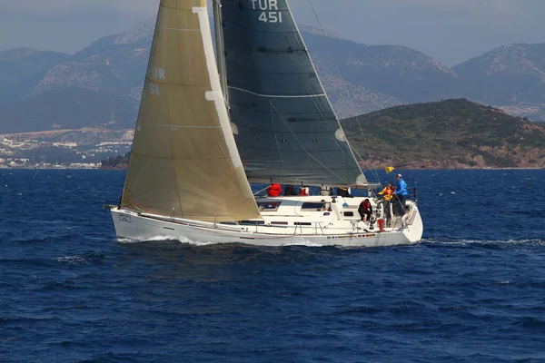 Bodrum Turquía Marzo 2019 Veleros Navegan Con Viento Las Aguas — Foto de Stock