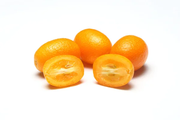 Frisse Rijpe Kumquats Witte Achtergrond Bovenaanzicht Exotische Vruchten — Stockfoto