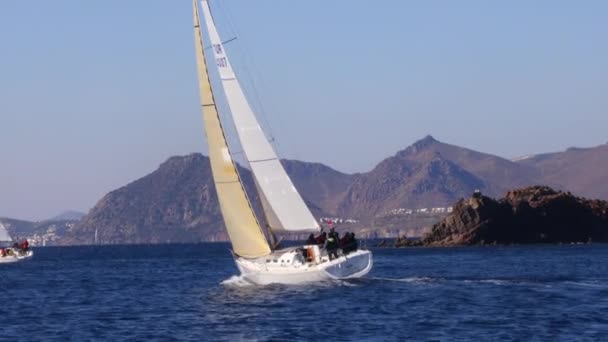 Bodrum Türkei Februar 2022 Segelboote Segeln Bei Windigem Wetter Den — Stockvideo