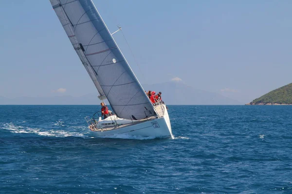 Bodrum Turchia Aprile 2019 Barche Vela Navigano Tempo Ventoso Nelle — Foto Stock