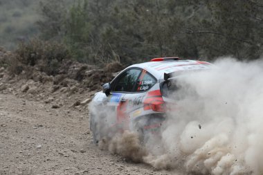 Bodrum, Hindi. 16 Nisan 2022. Türkiye Otomobil Sporları Federasyonu 'nun ilk yarışı olan Shell Helix 2022 Rally Cup' ın sezonu Bodrum 'da gerçekleşti.