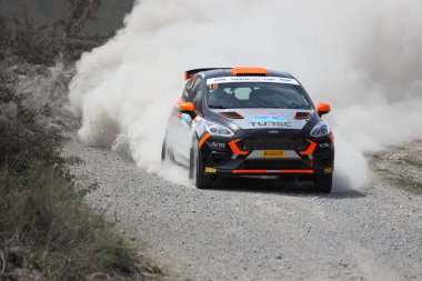 Bodrum, Hindi. 16 Nisan 2022. Türkiye Otomobil Sporları Federasyonu 'nun ilk yarışı olan Shell Helix 2022 Rally Cup' ın sezonu Bodrum 'da gerçekleşti.