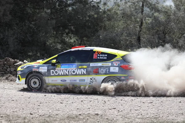 Bodrum, Hindi. 16 Nisan 2022. Türkiye Otomobil Sporları Federasyonu 'nun ilk yarışı olan Shell Helix 2022 Rally Cup' ın sezonu Bodrum 'da gerçekleşti.