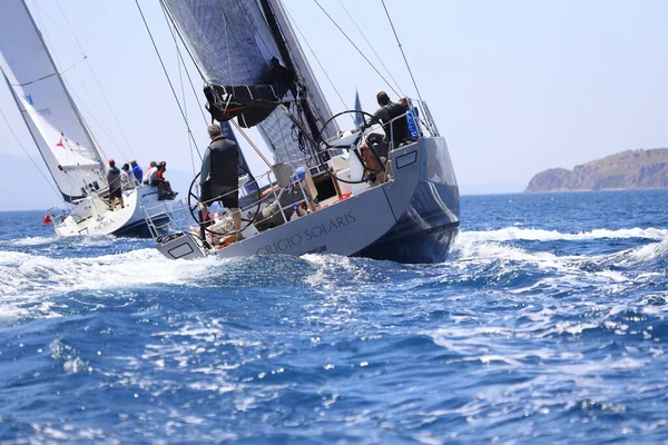 Бодрум Туреччина Травня 2022 Морські Човни Пливуть Вітряну Погоду Блакитних — стокове фото