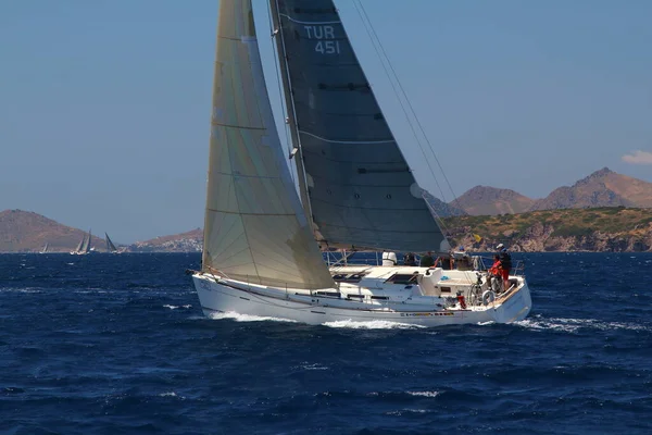 Bodrum Turkey May 2019 Sailboats Sail Windy Weather Blue Waters — Stock fotografie