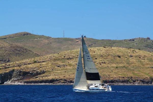 Bodrum Turkey May 2019 Sailboats Sail Windy Weather Blue Waters — Φωτογραφία Αρχείου