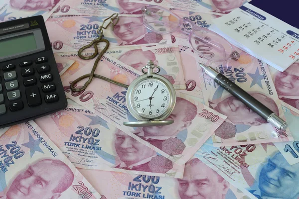 Turkish Lira Old Clock Selective Focus — Photo