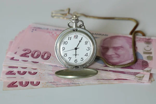Turkish Lira Old Clock Selective Focus — Stok fotoğraf