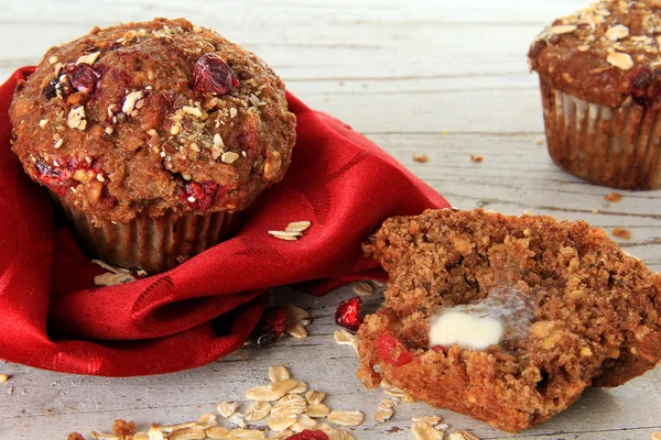 Kızılcık kepekli muffin — Stok fotoğraf