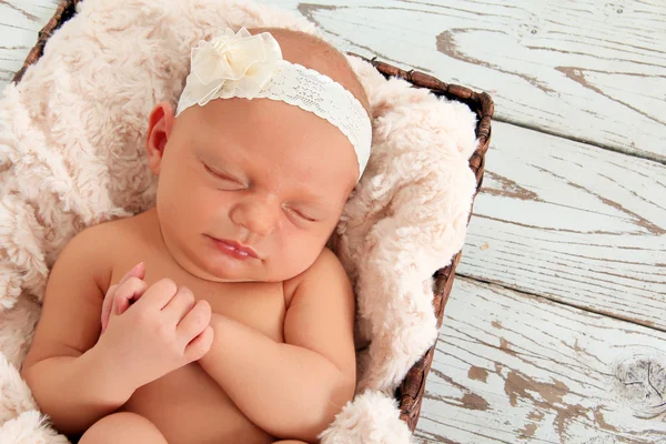 Newborn baby — Stock Photo, Image