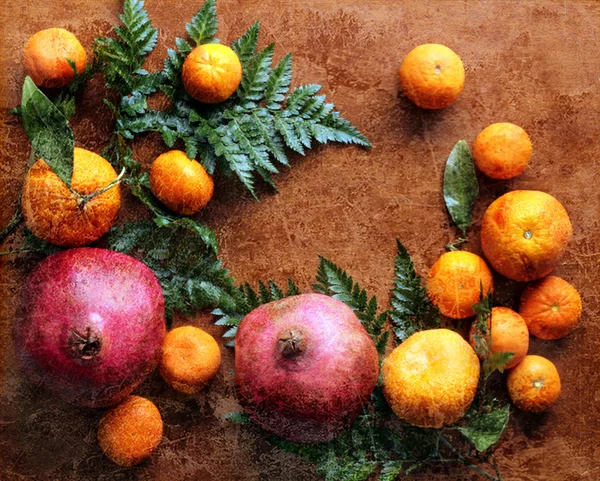 Fern, nar ve mandalina — Stok fotoğraf