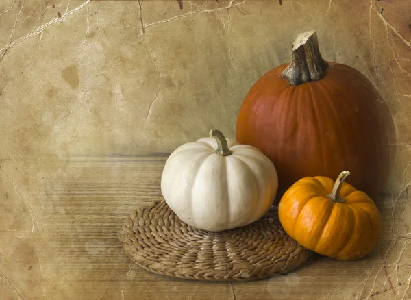 Pumpkins and autumn decorations — Stock Photo, Image