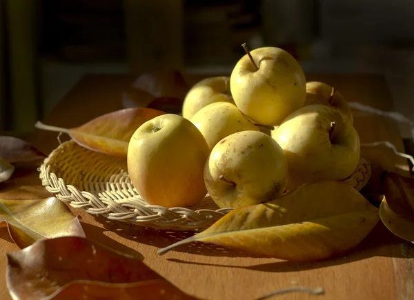 Thanksgiving Background with apples. Retro card — Stock Photo, Image