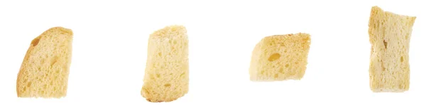 Gebakken Crackers Geïsoleerde Witte Achtergrond Van Dichtbij Hopen Kleine Stukjes — Stockfoto