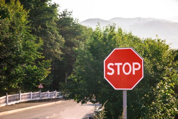 Red Stop Sign Road — 图库照片