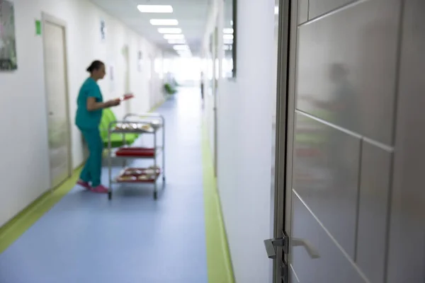 Enfermeras Corredor Hospitalario Medicina Salud — Foto de Stock