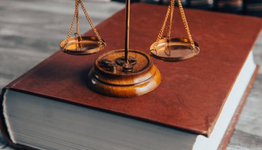 Boo 'ya göre ölçeklendirilmiş kanun bileşimi