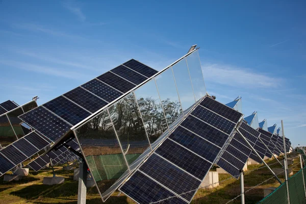 Green sun electricity — Stock Photo, Image