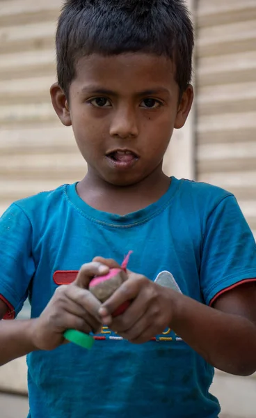 Непослушные Дети Города Дакка Играют Латимом Фотография Сделана Марта 2022 — стоковое фото