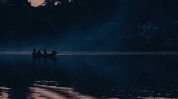 Evening River Bangladesh Boys Enjoying Beauty River Boat Beautiful Evening — Stock Photo, Image