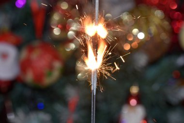 Bulanık arkaplanda bengal ışığı, noel konsepti