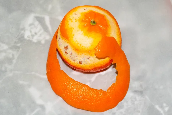 Zblízka Záběr Vyztužené Oranžové Mramorovém Pozadí — Stock fotografie