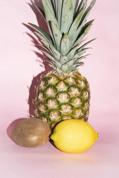 Pineapple Kiwi Lemon Pink Background — Stock Photo, Image