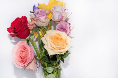 Bir buket güzel gül.  