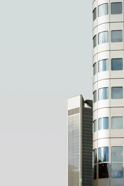 分離された高層ビル — ストック写真