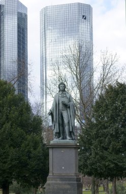Schiller anıt frankfurt